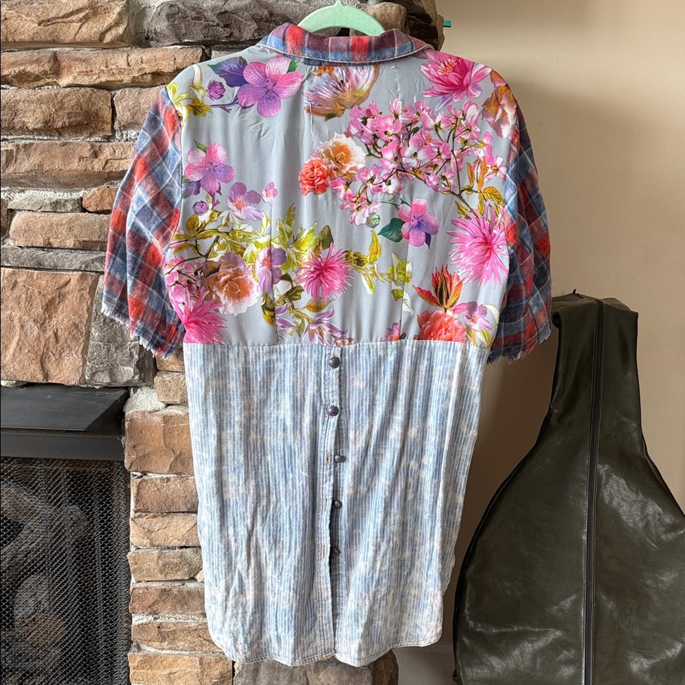 Aratta Red & Blue Plaid Short-Sleeve Button-Down Shirt